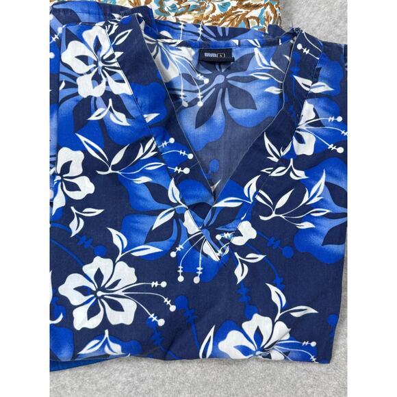 Lot Of 6 Womens Size S Scrub Tops Printed - Picture 4 of 7